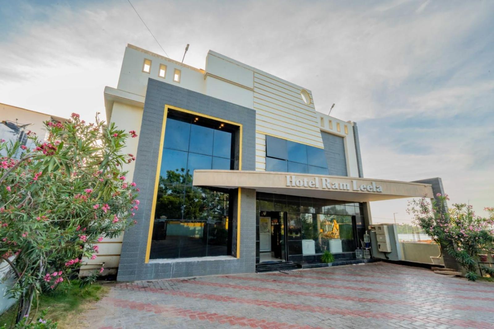 Hotel Ramleela Рамешварам Экстерьер фото